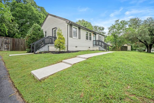 2928 Teakwood Dr, Nashville, TN 37214