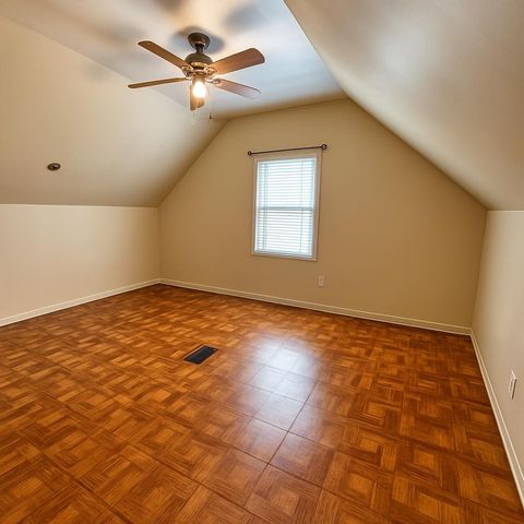11003 S Avenue E, Chicago, IL 60617