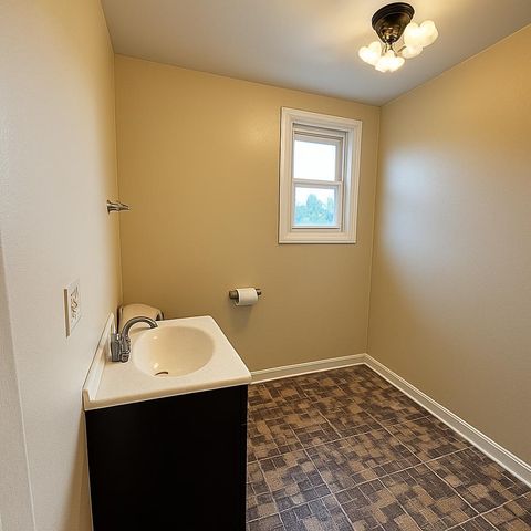 11003 S Avenue E, Chicago, IL 60617