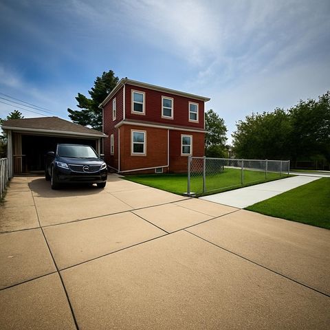 11003 S Avenue E, Chicago, IL 60617