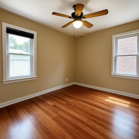 11003 S Avenue E, Chicago, IL 60617