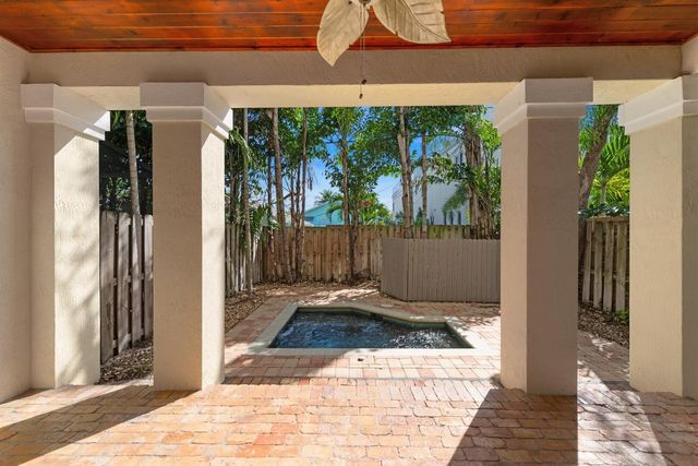 804 NE 16th Avenue, Fort Lauderdale, FL 33304
