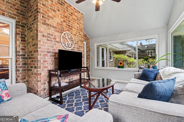 410 Saddle Lake Drive, Roswell, GA 30076