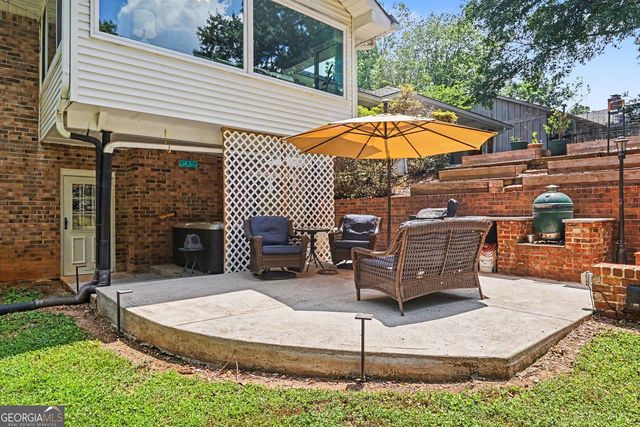410 Saddle Lake Drive, Roswell, GA 30076