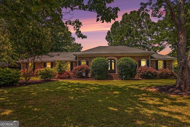 410 Saddle Lake Drive, Roswell, GA 30076