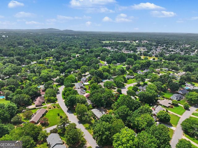 410 Saddle Lake Drive, Roswell, GA 30076