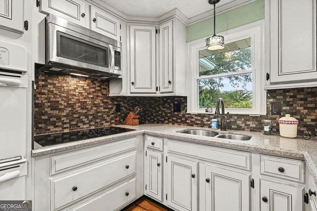 410 Saddle Lake Drive, Roswell, GA 30076