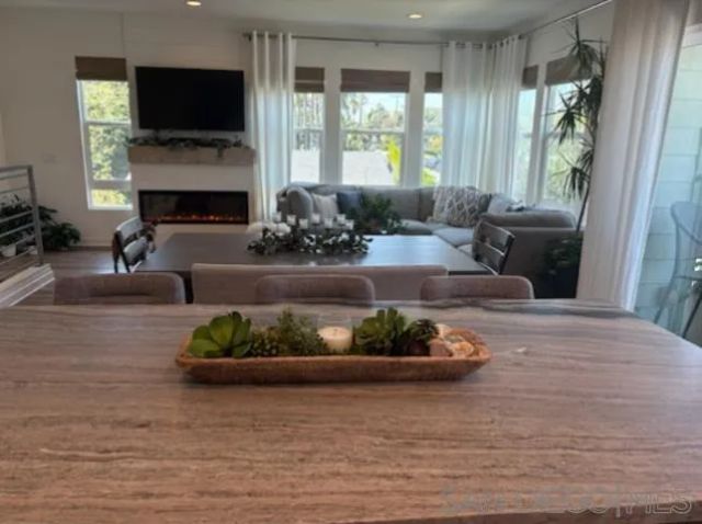 2675 Roosevelt St, Carlsbad, CA 92008