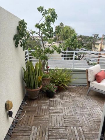 2675 Roosevelt St, Carlsbad, CA 92008