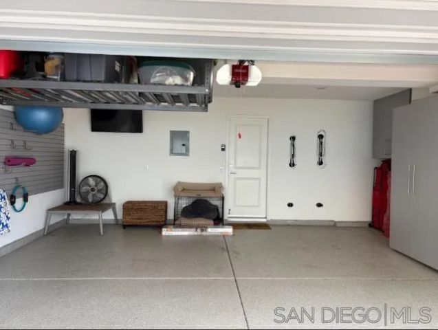 2675 Roosevelt St, Carlsbad, CA 92008