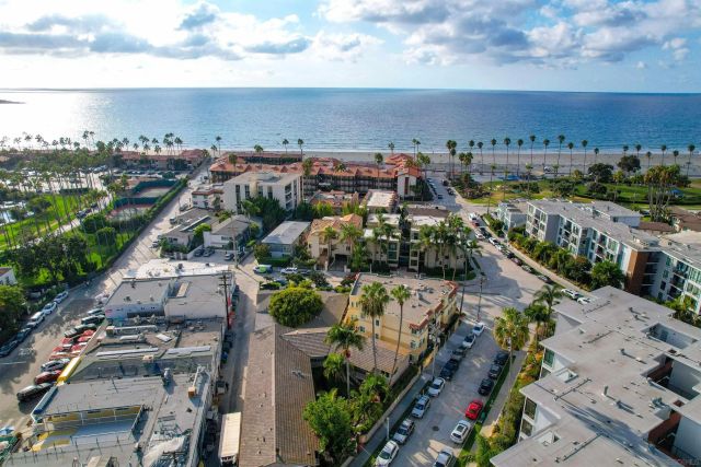 8121 CAMINO DEL SOL 101, San Diego, CA 92037