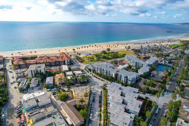 8121 CAMINO DEL SOL 101, San Diego, CA 92037