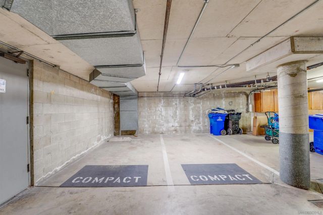 8121 CAMINO DEL SOL 101, San Diego, CA 92037