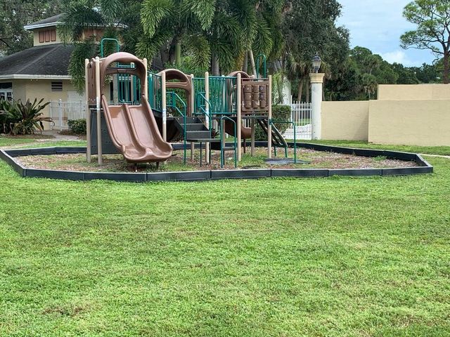 4141 16th Street, Vero Beach, FL 32960