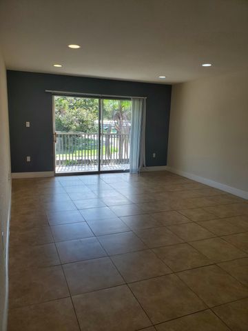 4141 16th Street, Vero Beach, FL 32960