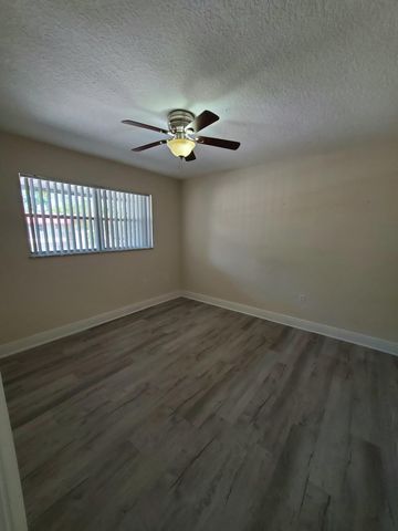 4141 16th Street, Vero Beach, FL 32960