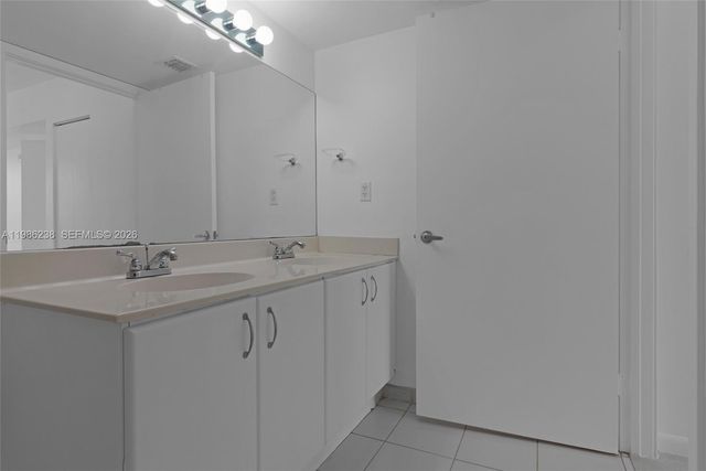 1555 N Treasure Dr 205, North Bay Village, FL 33141