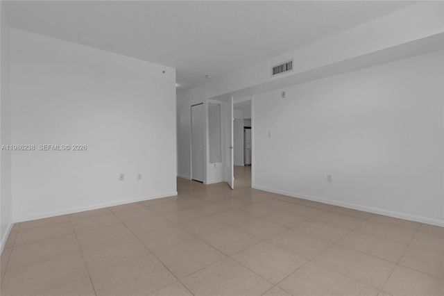 1555 N Treasure Dr 205, North Bay Village, FL 33141