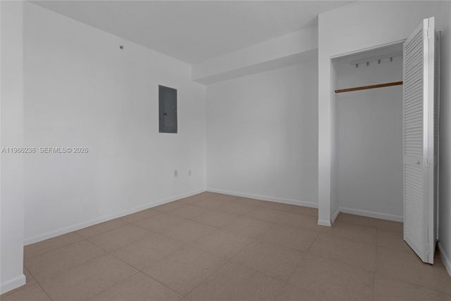 1555 N Treasure Dr 205, North Bay Village, FL 33141