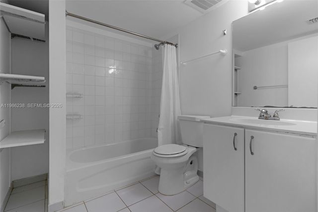 1555 N Treasure Dr 205, North Bay Village, FL 33141