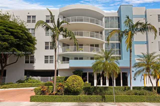 1555 N Treasure Dr 205, North Bay Village, FL 33141