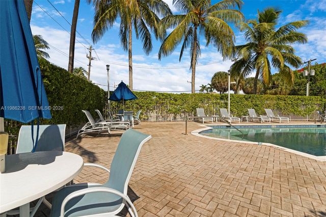 1555 N Treasure Dr 205, North Bay Village, FL 33141