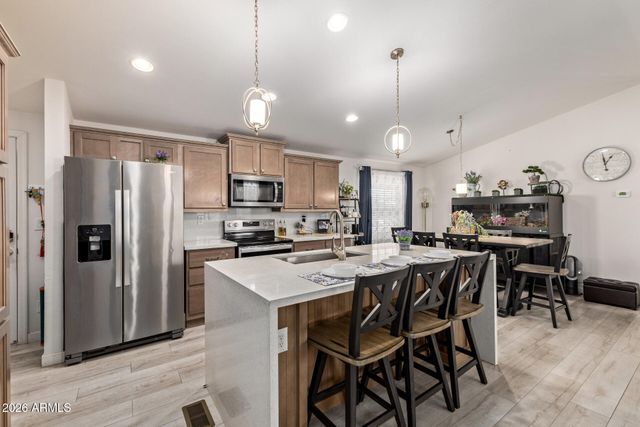 652 S ELLSWORTH Road S 153, Mesa, AZ 85208