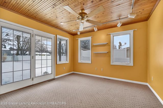 513 Mikesell Street, Charlotte, MI 48813