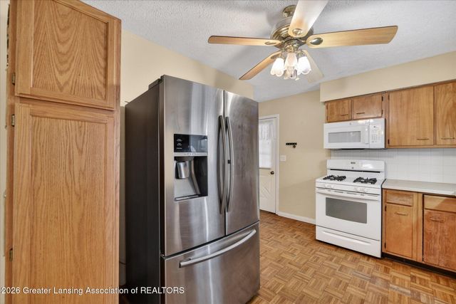 513 Mikesell Street, Charlotte, MI 48813