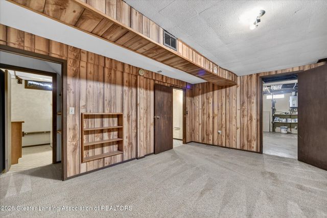 513 Mikesell Street, Charlotte, MI 48813