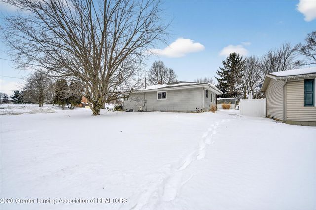 513 Mikesell Street, Charlotte, MI 48813