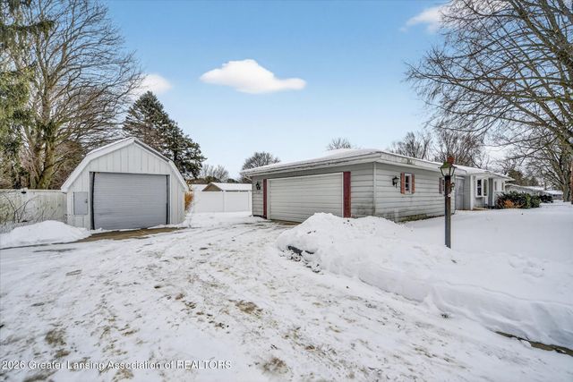 513 Mikesell Street, Charlotte, MI 48813