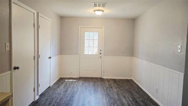 9013 Slayton DR, Austin, TX 78753