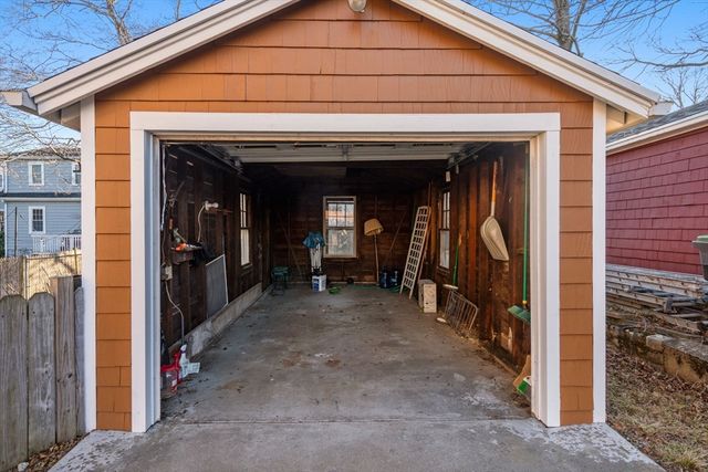 8 Breede Terrace, Dedham, MA 02026