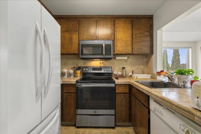 8014 Pinot Noir Court, San Jose, CA 95135