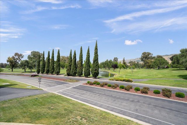 8014 Pinot Noir Court, San Jose, CA 95135