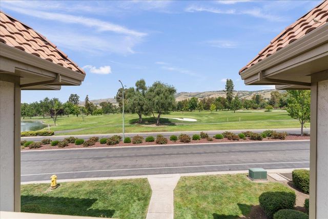 8014 Pinot Noir Court, San Jose, CA 95135