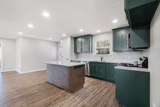 372 PR 43790 Street 43790, Paris, TX 75460