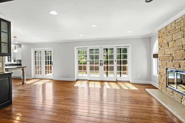 1504 Fairfield Road S, Minnetonka, MN 55305