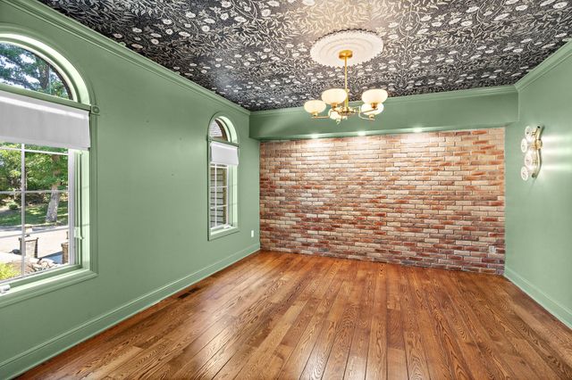 1504 Fairfield Road S, Minnetonka, MN 55305