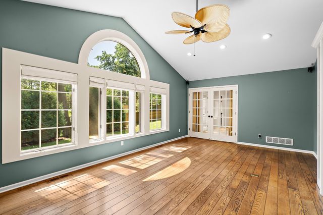 1504 Fairfield Road S, Minnetonka, MN 55305