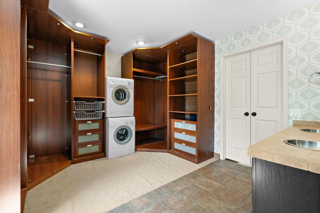 1504 Fairfield Road S, Minnetonka, MN 55305