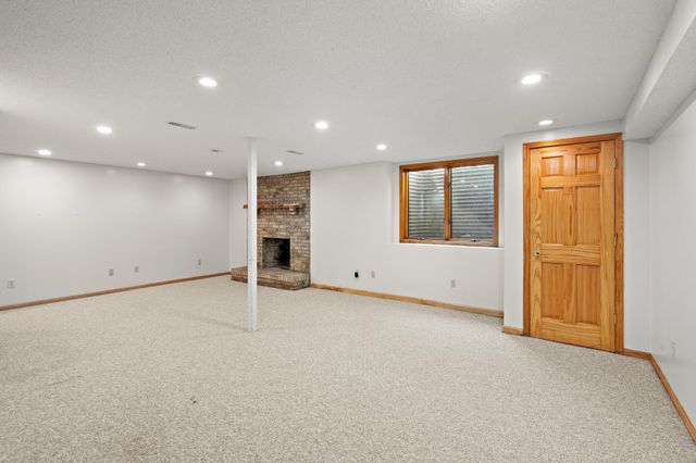 1504 Fairfield Road S, Minnetonka, MN 55305