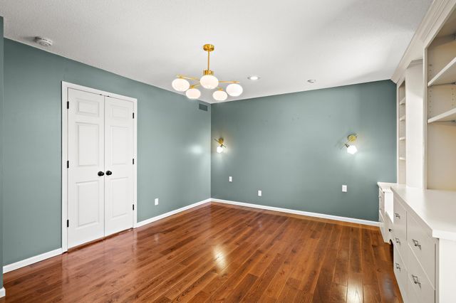 1504 Fairfield Road S, Minnetonka, MN 55305