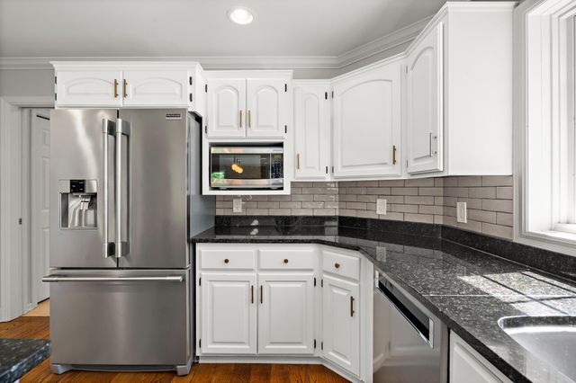 1504 Fairfield Road S, Minnetonka, MN 55305