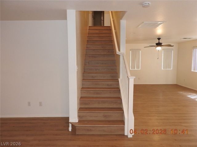 906 Valetta Flat Avenue, Las Vegas, NV 89183