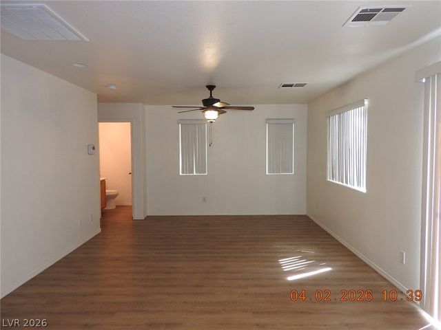 906 Valetta Flat Avenue, Las Vegas, NV 89183