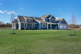 150 County Road 4-142-8, Amherst, NH 03031