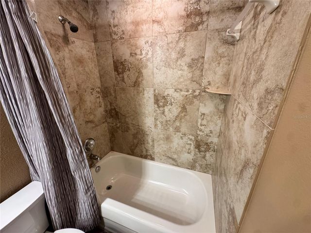 6315 ROSEFINCH COURT 101, Lakewood Ranch, FL 34202