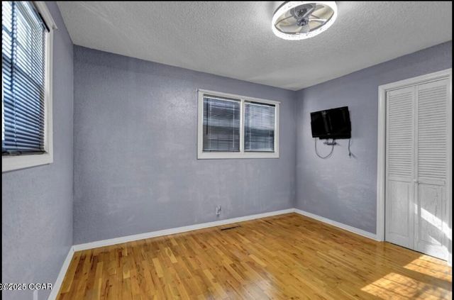 3336 S Sergeant Avenue, Joplin, MO 64804